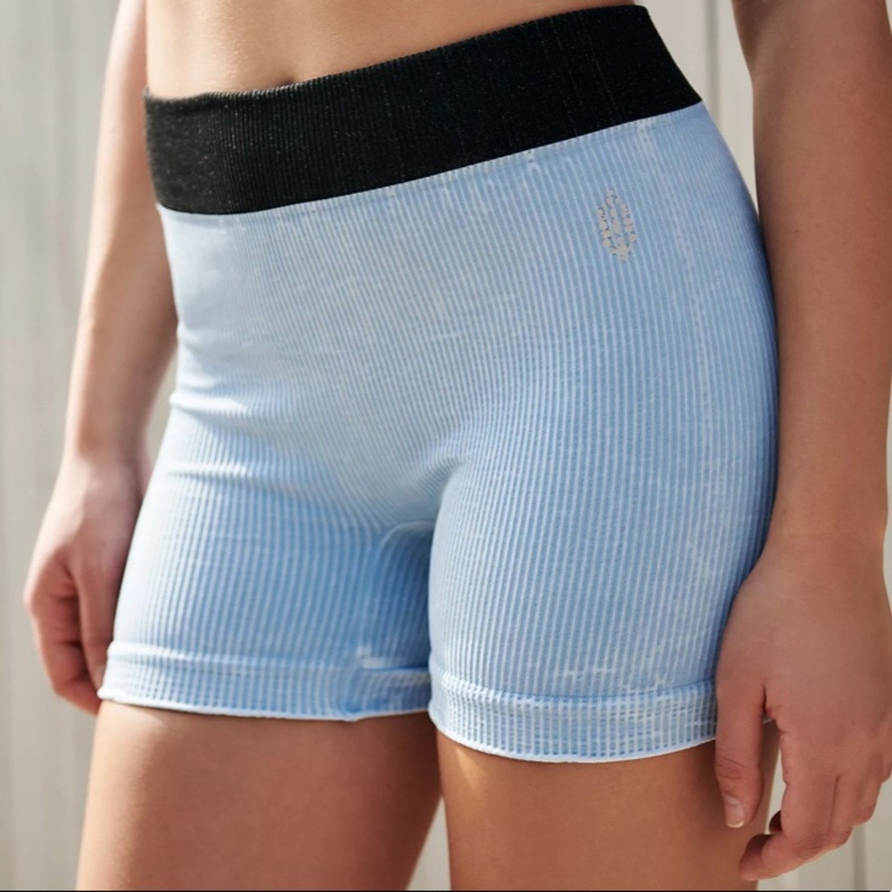 Free People Movement Prajna Short XS/S